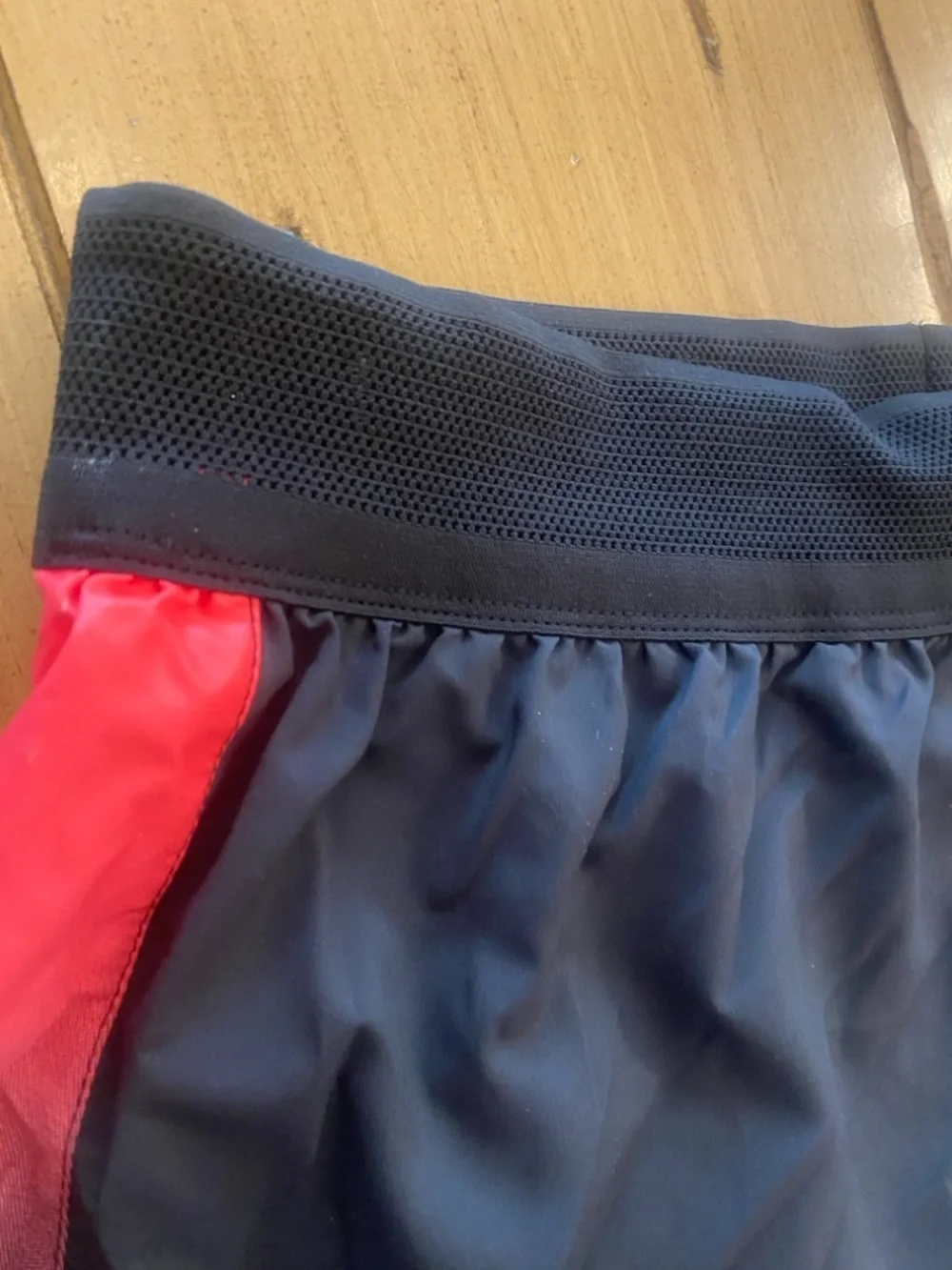 Nike Women's Running Athletic Shorts Black Pink Swoosh Red Side New Size S